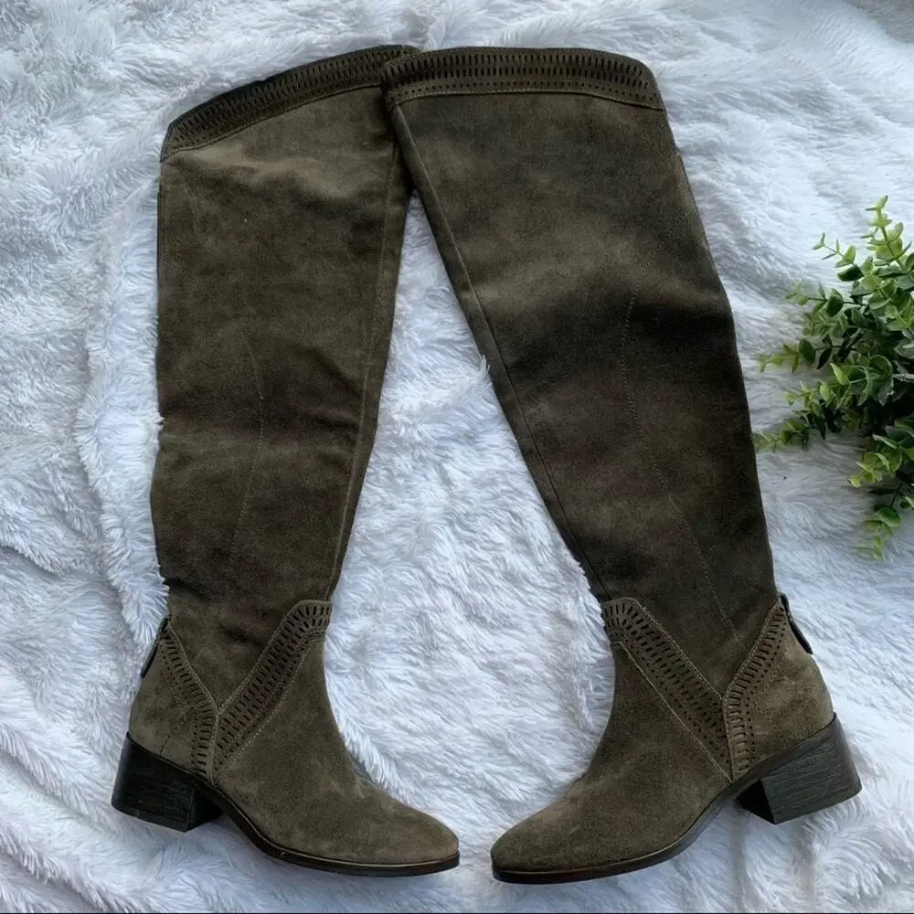 Vince Camuto brand new